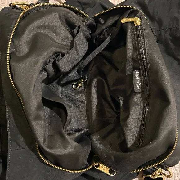 Kipling Black Shoulder Bag with Gold Details - Picture 5 of 12